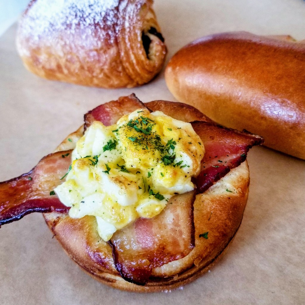 bacon and egg pastry