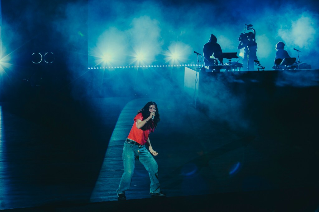 Lorde performing to the crowd at Red Rocks.