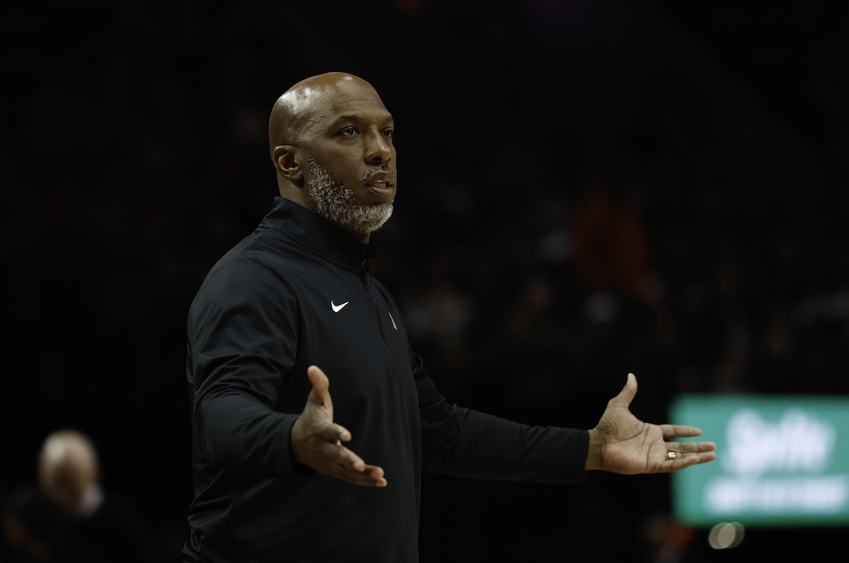 portland trailblazers coach chauncey billups during a game