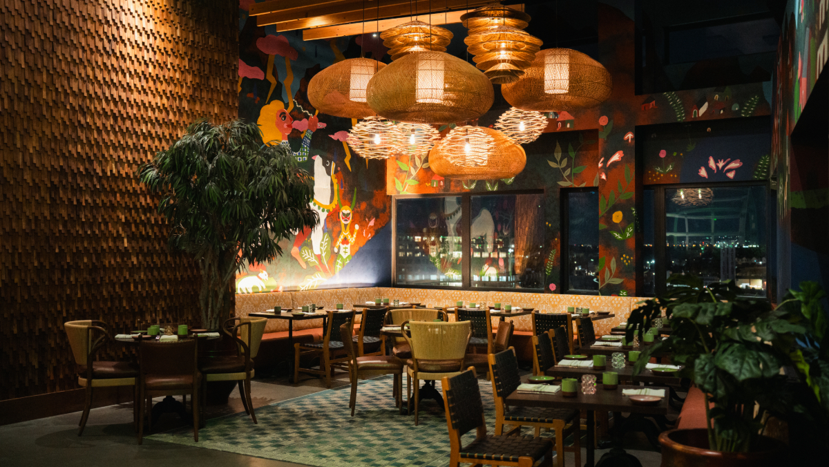 restaurant dining room