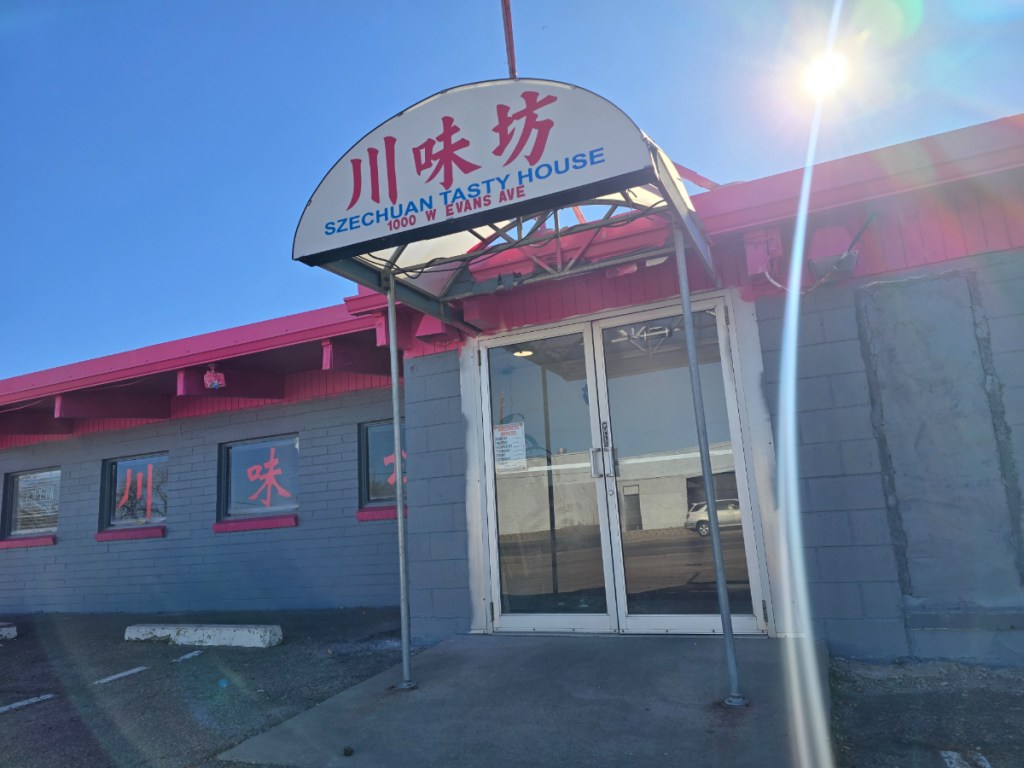 exterior of a Chinese restaurant