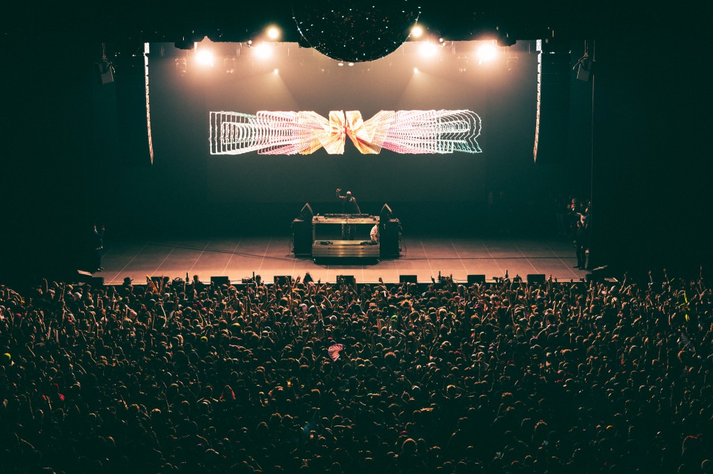 DJ Diesel performing at Mission Ballroom.