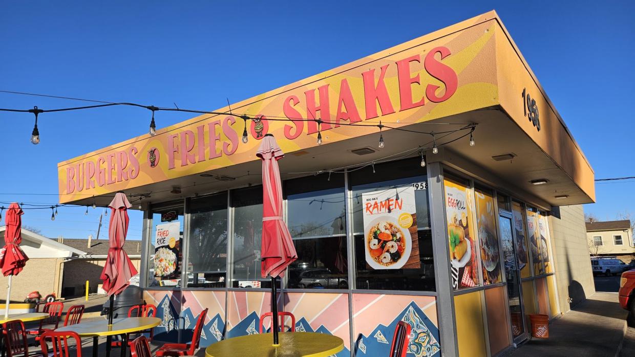 Burger stand