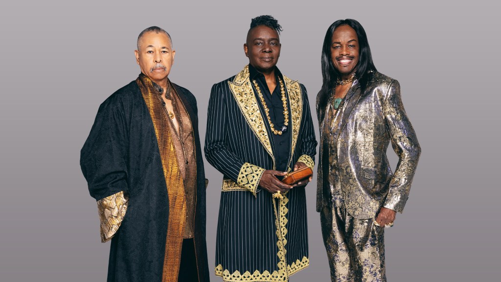 Earth, Wind & Fire members
