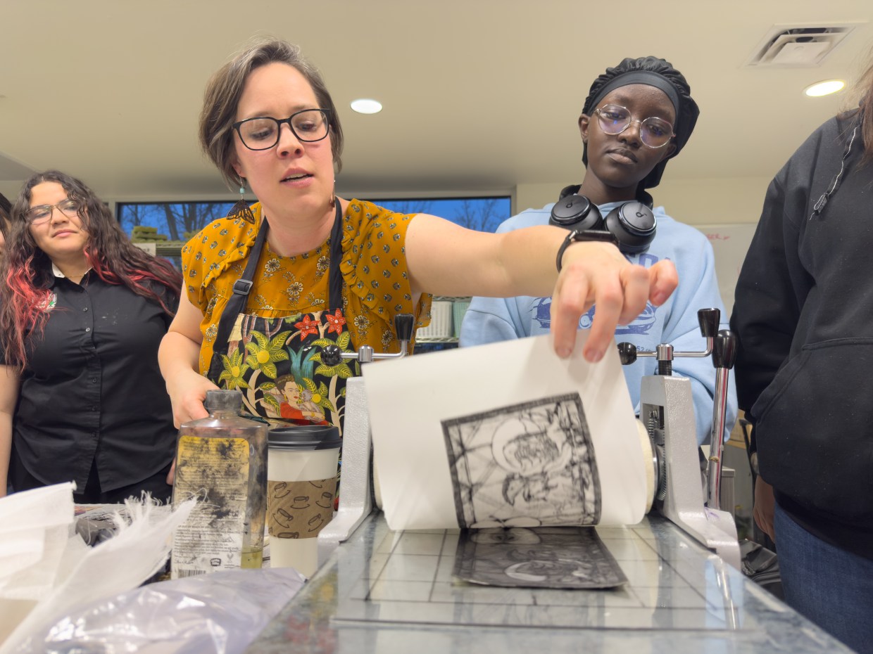 People do printmaking