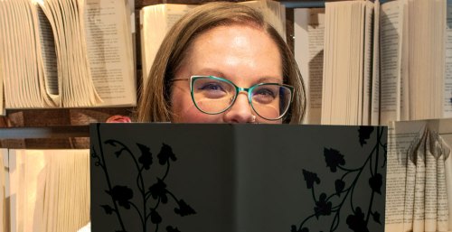 Under the Covers: Colorado Romantasy Readers Are Getting Hot