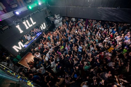 People Aren't Just Going to Hang Out and Sober Up After a Club Stops Serving Alcohol