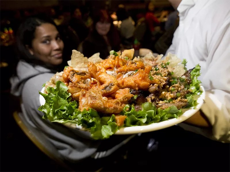 a spring roll plattter