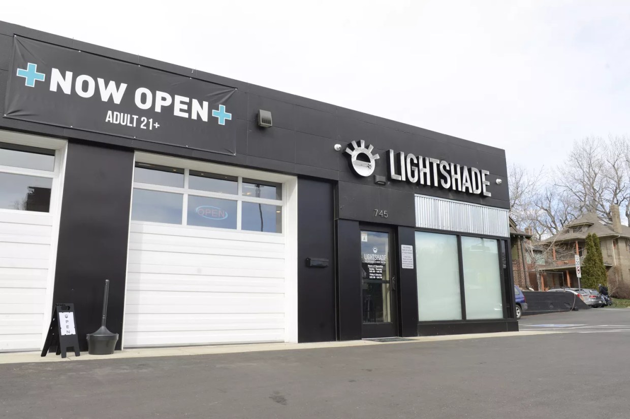 Lightshade Recalls Marijuana Over Mold and Yeast Worries