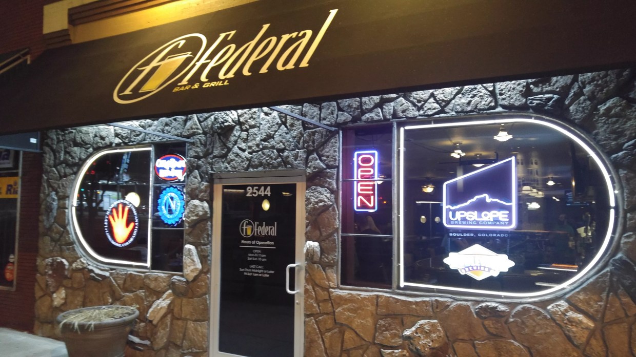 The Federal Bar: Your Neighborhood Bar for Brews, Ping-Pong and <i>Star Wars</i> Parties