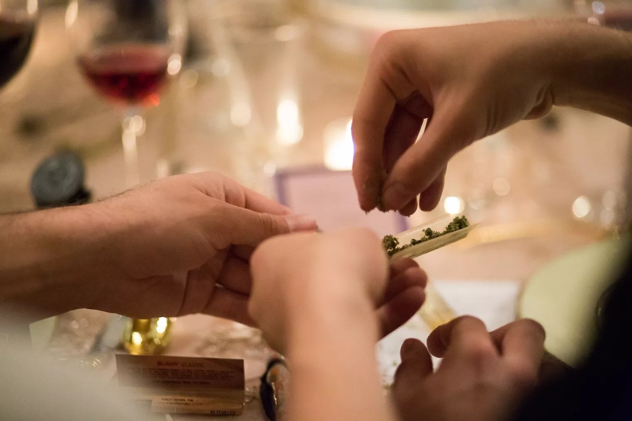 Study Shows Connection Between Legal Pot and Rise in Junk Food