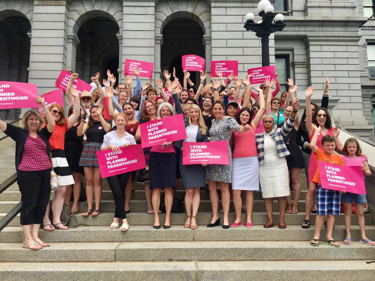 Hickenlooper Signs Birth-Control Reform, Extending Prescriptions Up to a Year