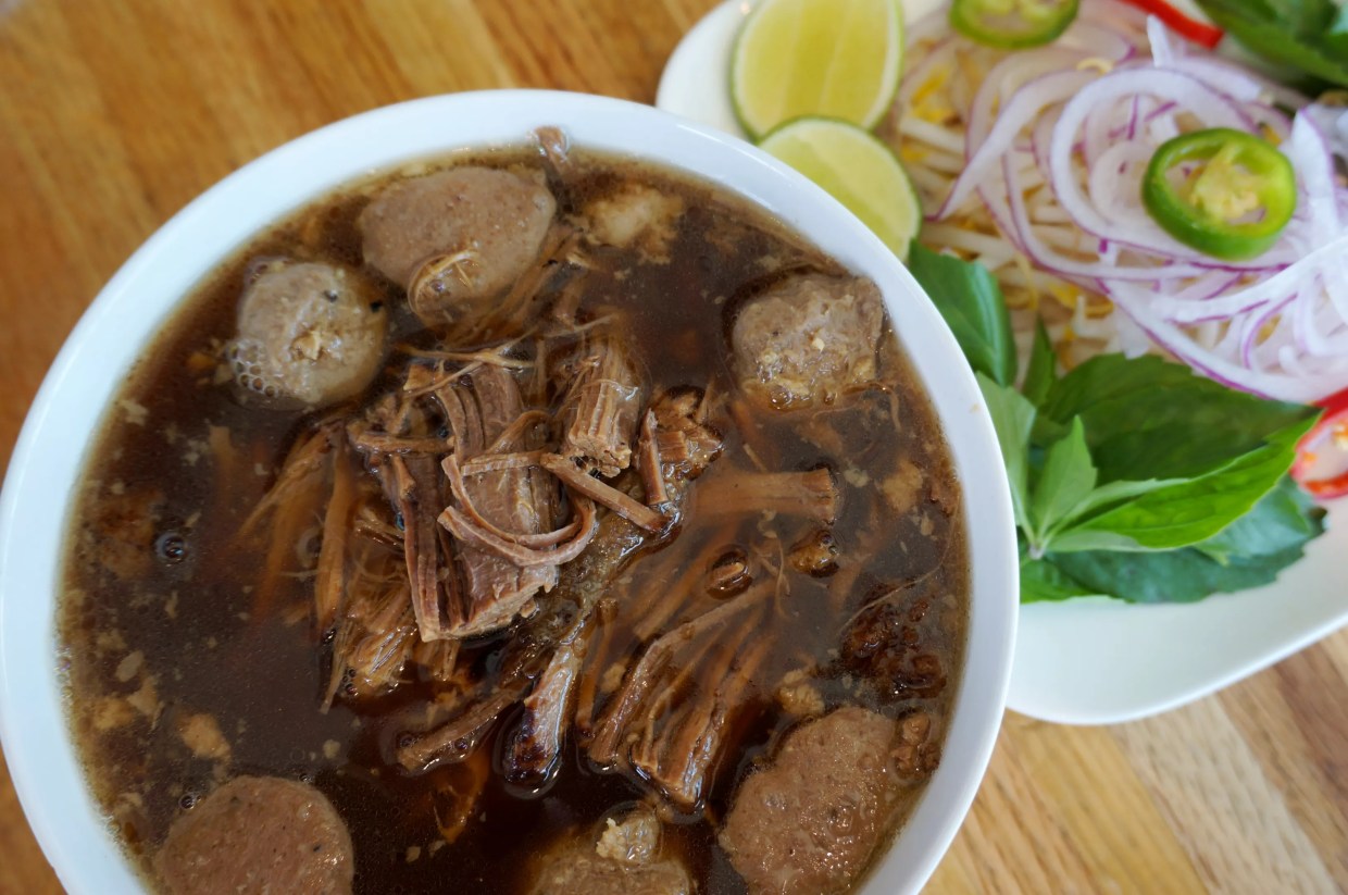 Kaya Kitchen Comes to Avanti From ChoLon and Cho77 Team