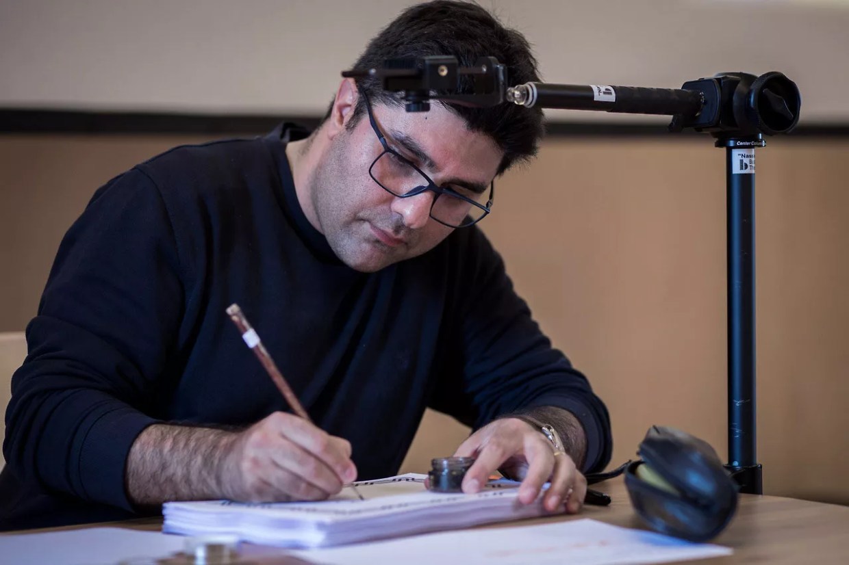 Review: Pipedream’s <em>White Rabbit Red Rabbit</em> Changes Actors, and Minds