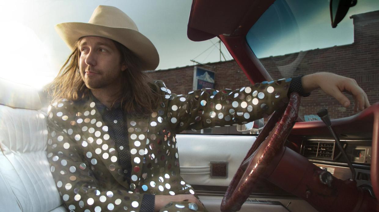 Thankfully, Aaron Lee Tasjan Brings Glam to Fusty Americana