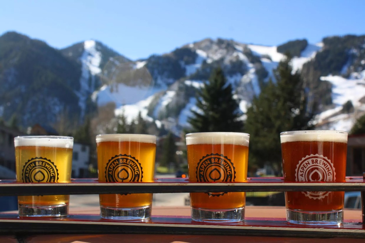 Beer Calendar: Fresh Peaches, Fresh Lagers and the Fresh Hop Festival