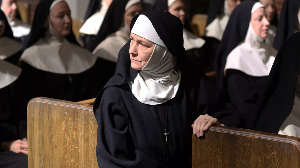 Maggie Betts’s <i>Novitiate</i> Has Greatness — and a God-Shaped Hole