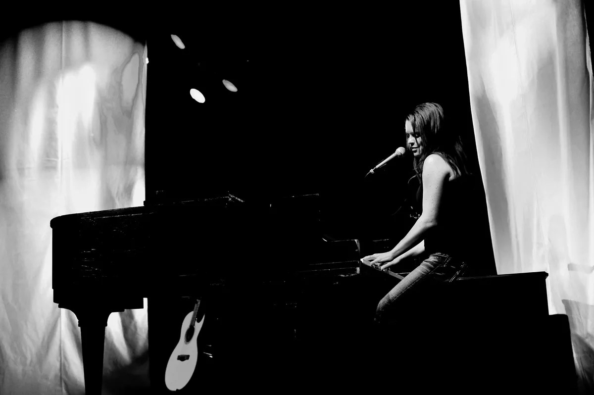 How Singer Coles Whalen Stopped a Stalker in Denver’s Music Scene