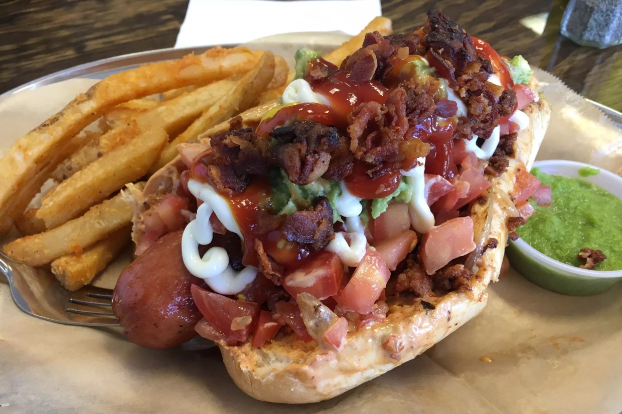 Los Mangos Delivers a Street-Worthy Sonoran Hot Dog on Federal Boulevard
