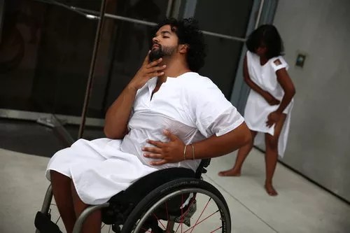 Disabled Performers Will Turn Union Station Into Human Sculpture Court