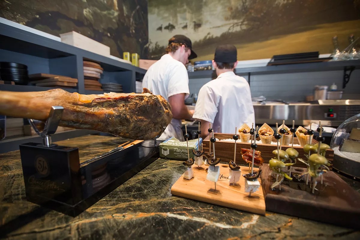 Every Restaurant and Bar Opening and Closing This Week