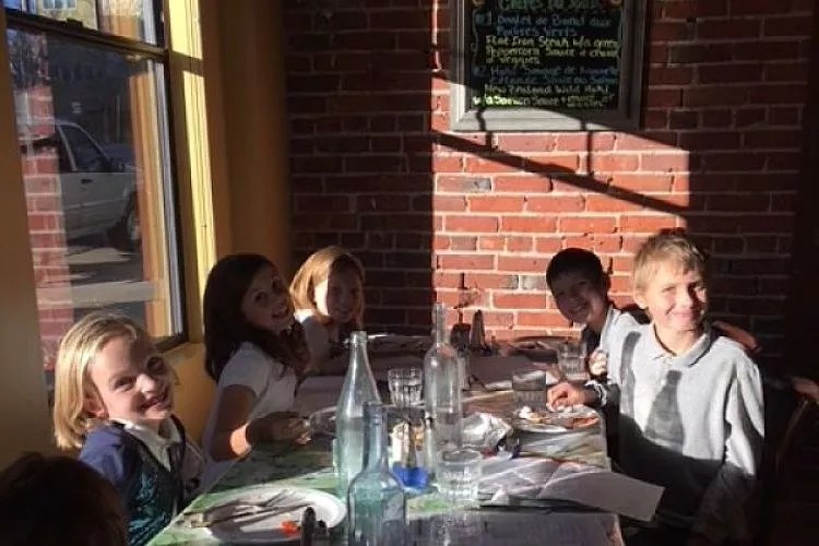 Valdez Students Go to the Head of the Class at Crepes ’n Crepes