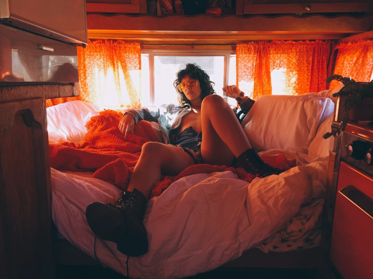 Kitty Crimes Premieres a Flowery Video for a “Nasty” Song