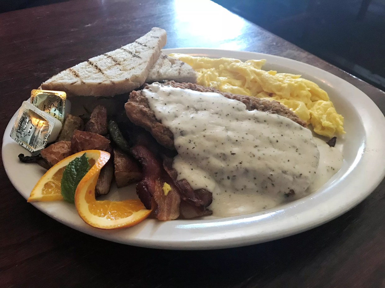 Brunch of the Week: A Secluded South Pearl Morning at Hanson’s