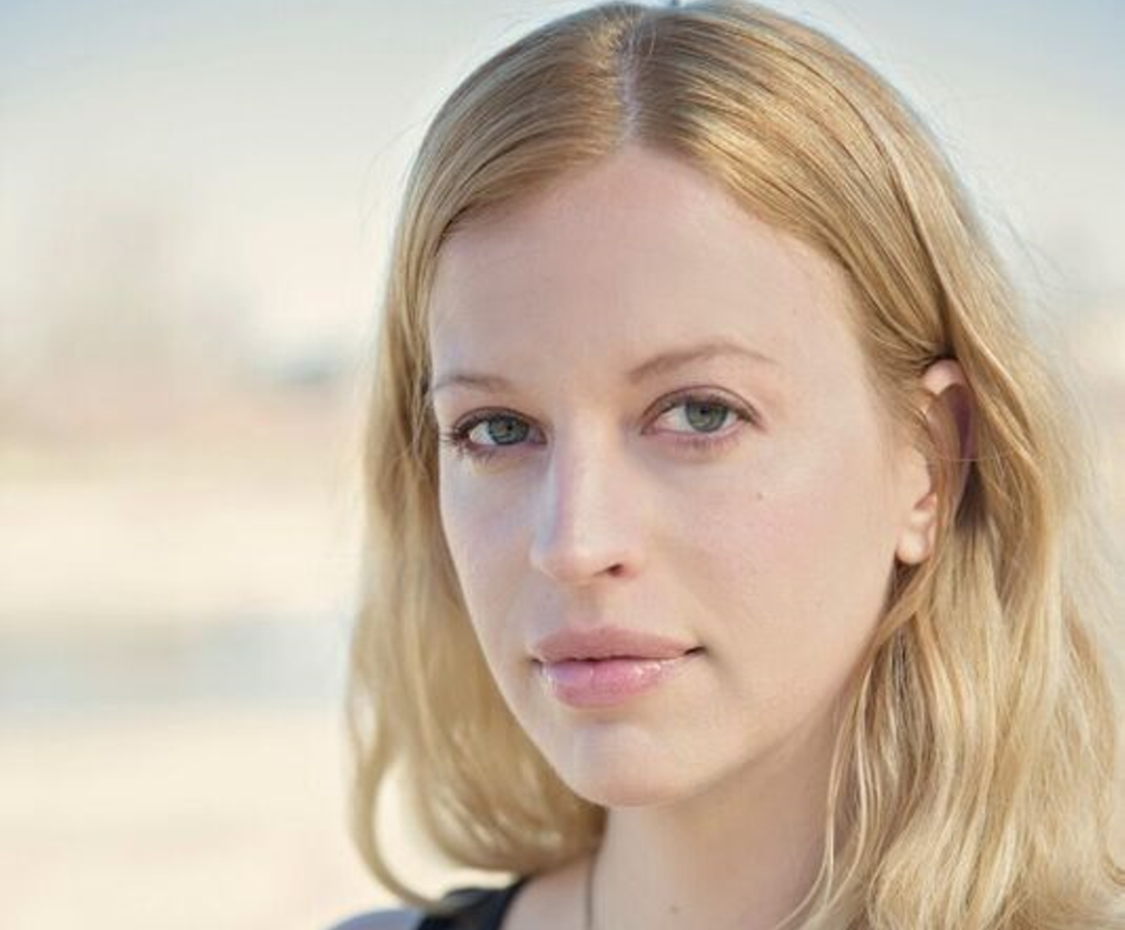 Novelist Gina Wohlsdorf and the Art of the Thrill