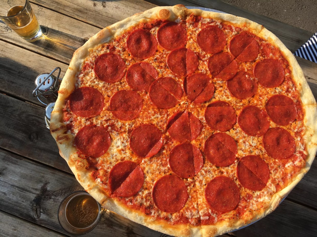 Famous Original J’s Pizza Expands to Six Days a Week in Five Points