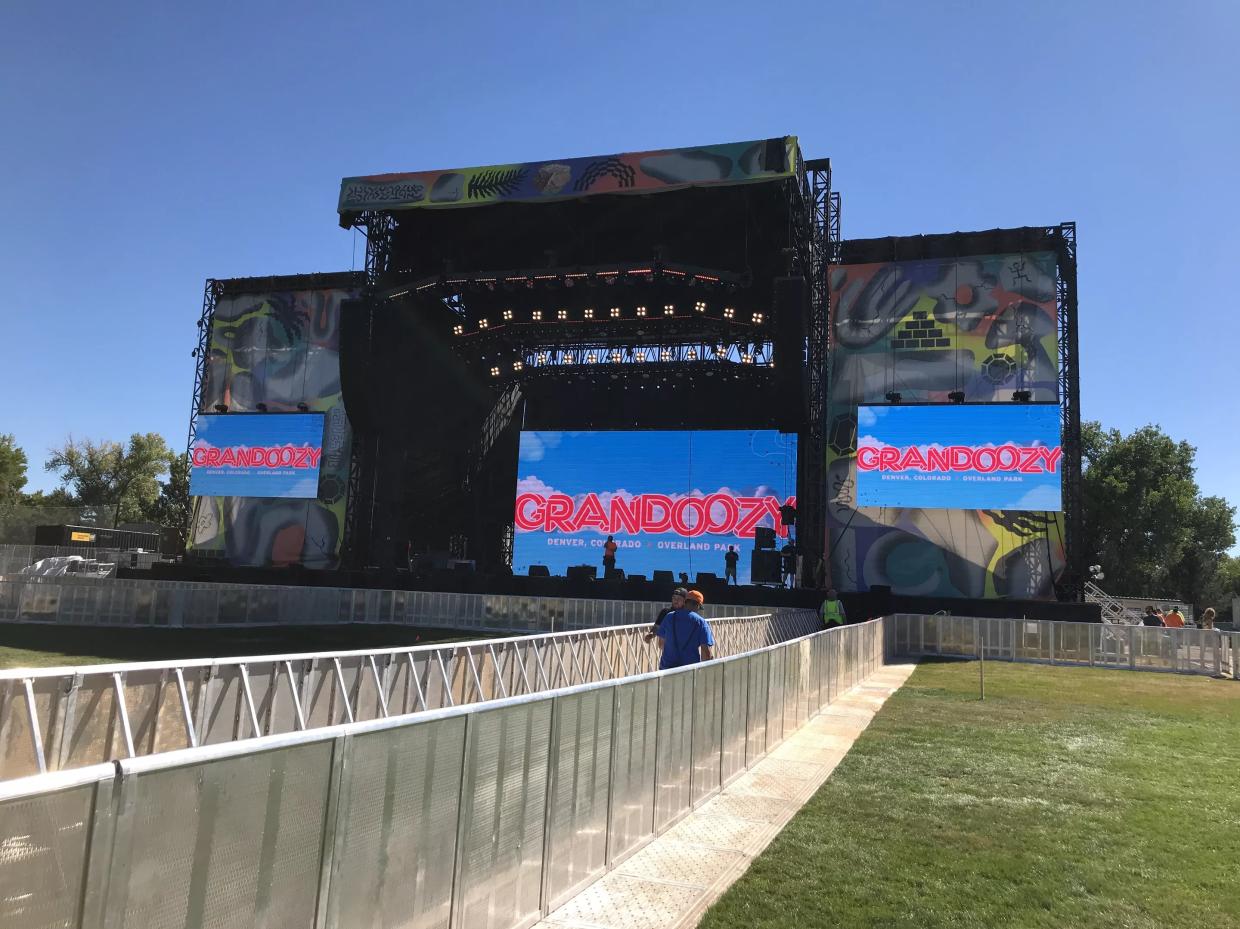 Grandoozy’s Here: Thank the Workers
