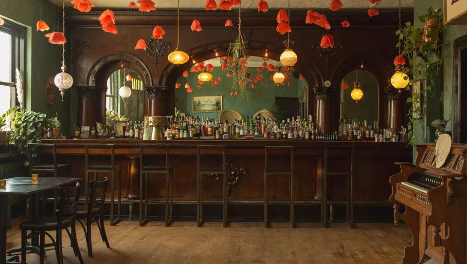 Fort Greene Bar Wins $5,000 Grant From Bumble