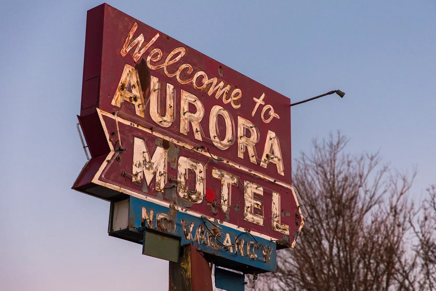 aurora motel