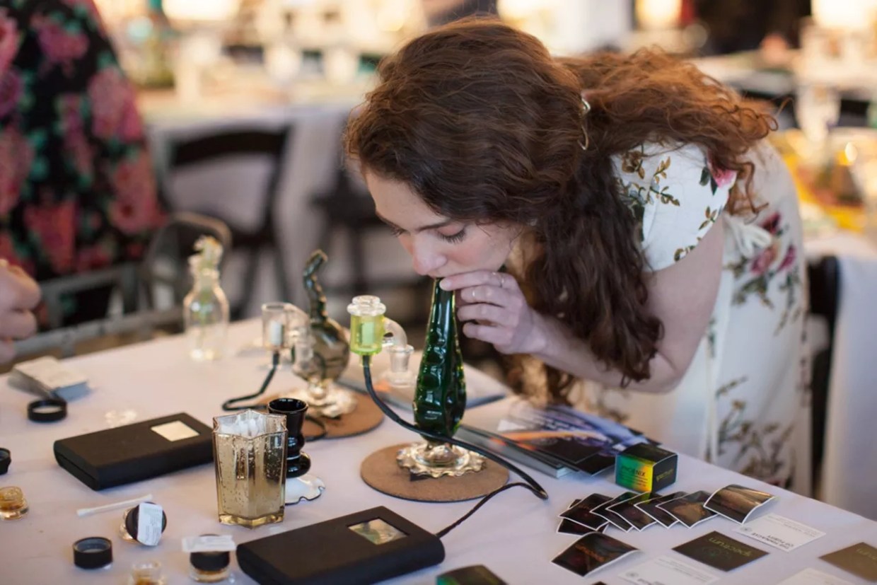 Will Hotels, Concerts and Lounges Allow Marijuana Use Next Year?