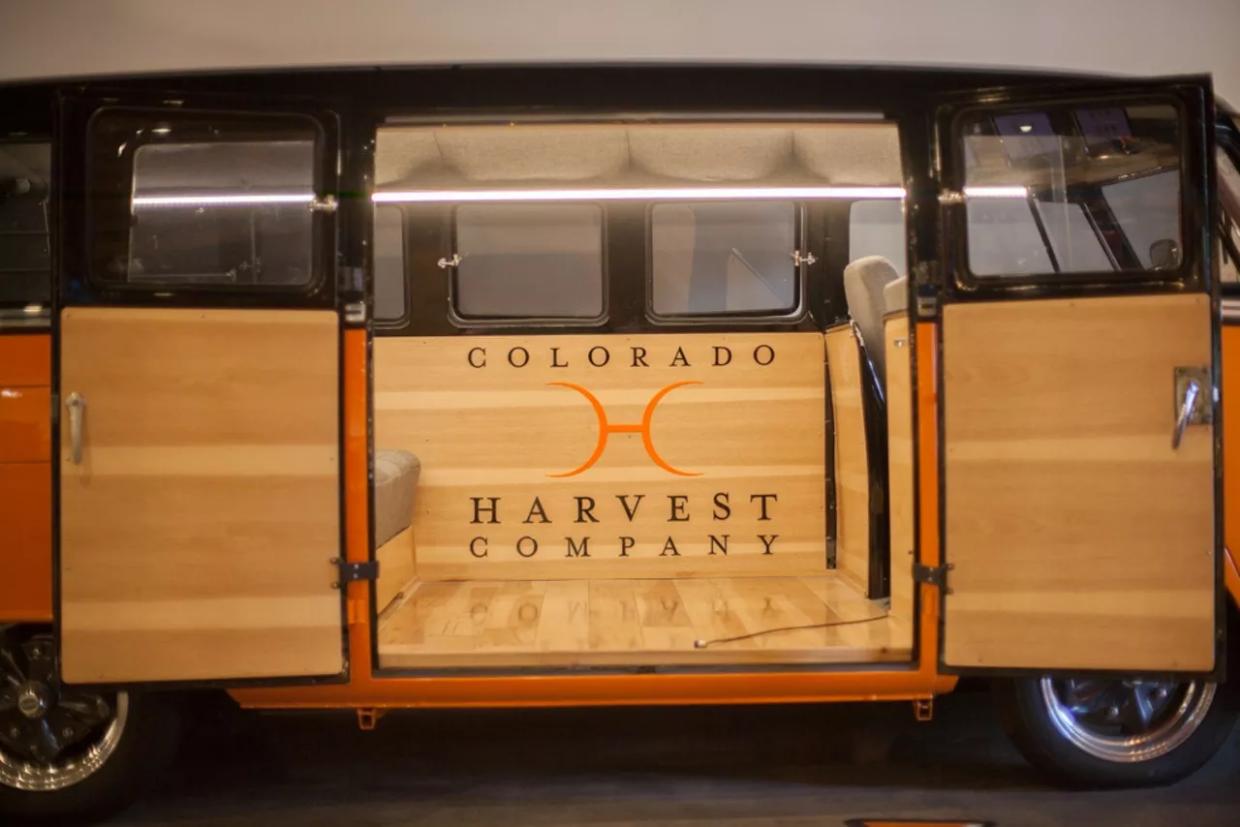 Aurora Slowly Opening Up to Marijuana Delivery