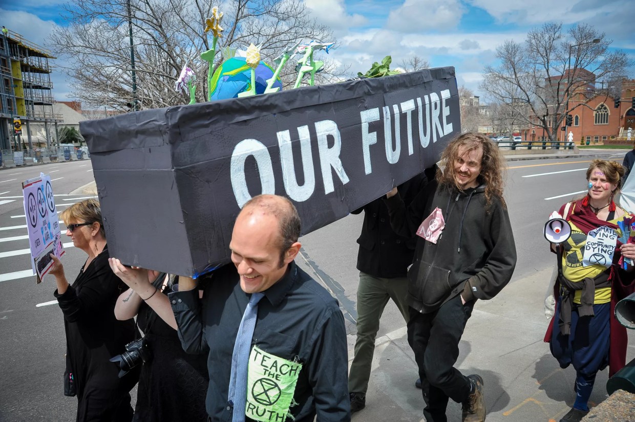 Protesters to Hold Funeral Procession for Unemployment Assistance