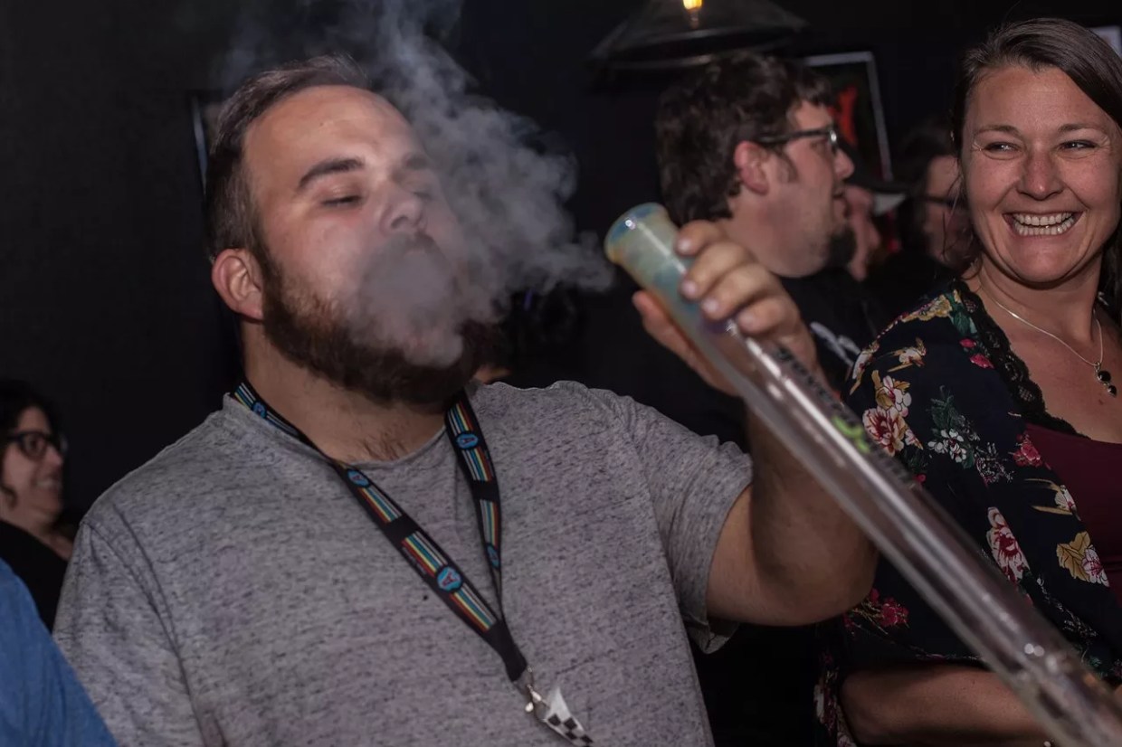 State’s Second-Largest Dispensary Chain Opposes Marijuana Use Bill