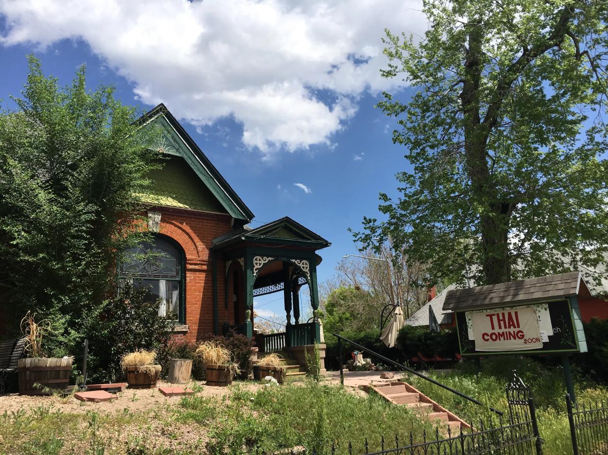 A Thai Restaurant Is Coming to Former Jefferson Park Sassafras Location