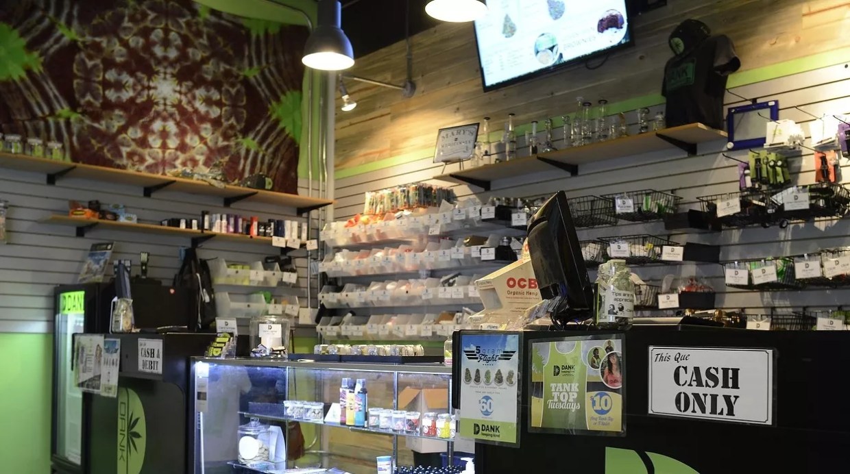 Cannabis Banking Takes Another L in 2022