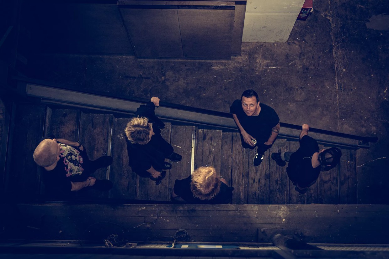 Andy Thomas Dusts Off His Heart on <i>The Last Gap + Plastic Walls</i>