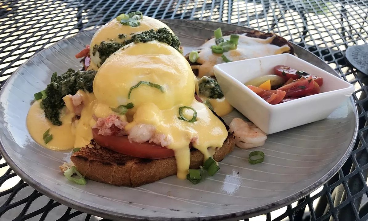 Brunch of the Week: Taste Hawaii at This Edgewater Eatery