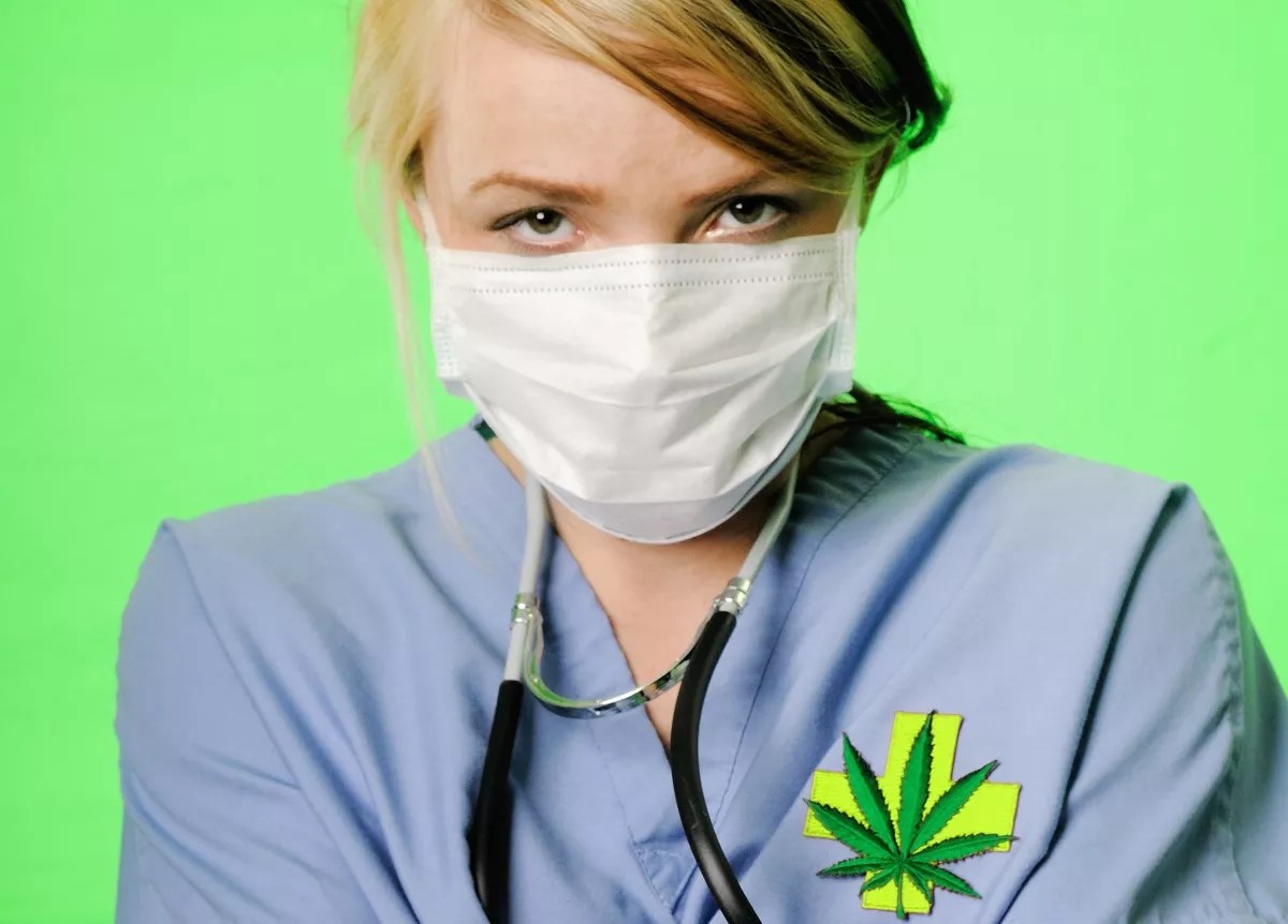 Staffed by Nurses, This Cannabis Hotline Wants to Answer Questions and Calm Worries