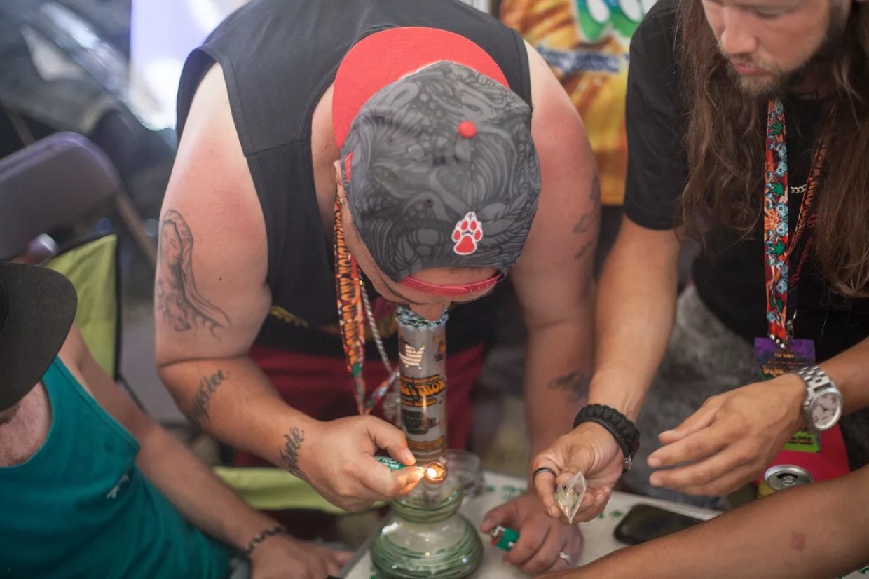 Will Social Marijuana Use Spread More Germs?