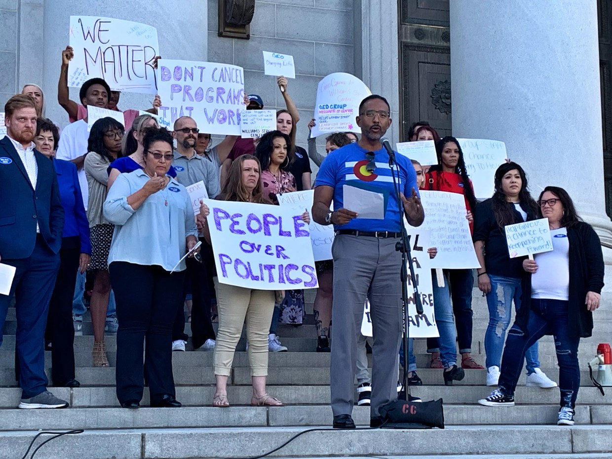 City Council Approves Temporary Halfway House Contracts