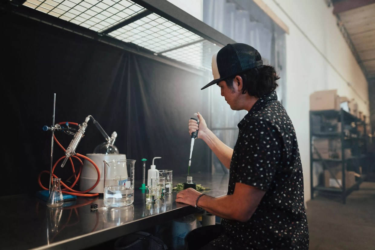 CBD Bitters Can Liven Up Cocktails and Non-Alcoholic Drinks