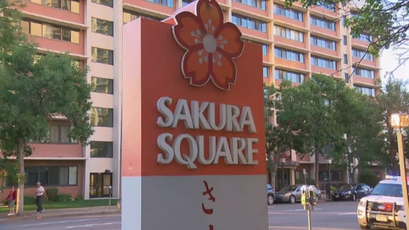Barricade Situation and Death in Sakura Square