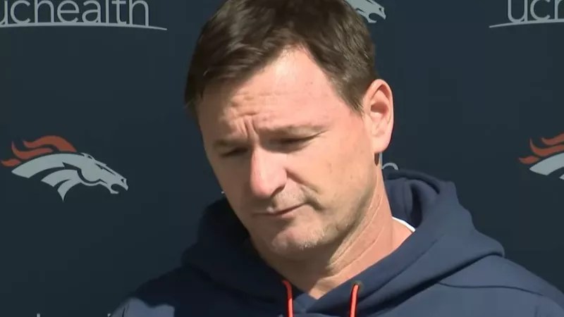 Twitter Finds Someone New to Blame for Broncos’ Sickening Choke to Colts