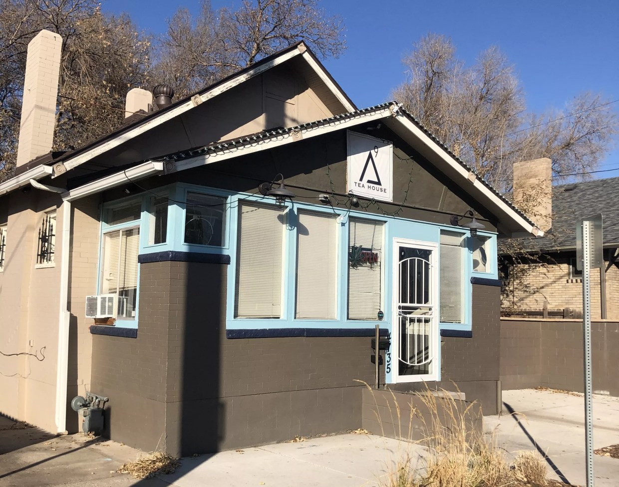 Private Pot Club Moves to Berkeley Neighborhood With Plans for City Permit