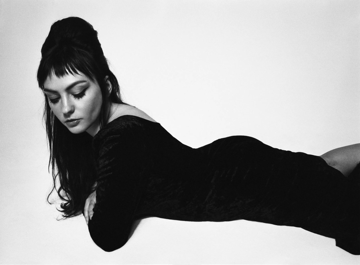 Angel Olsen’s Self Images