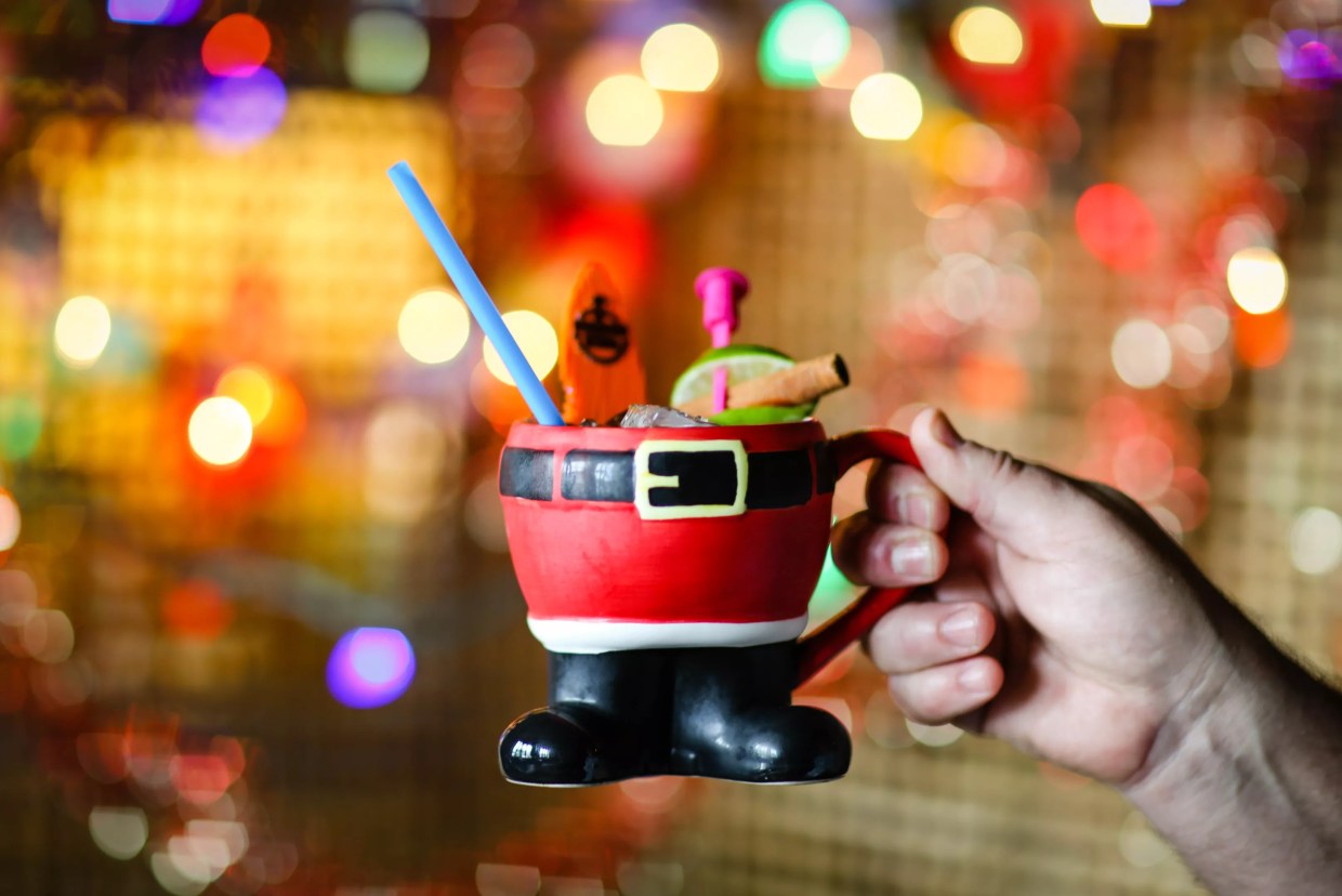 Three Cheers for These Nine Holiday Pop-Up Bars